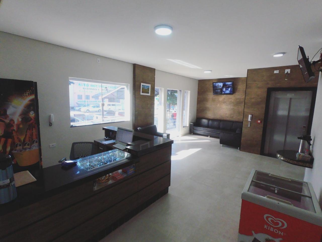 Hotel Menegon Sumare Luaran gambar